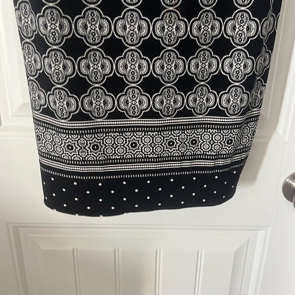 WHBM DRESS - Picture 3 of 6